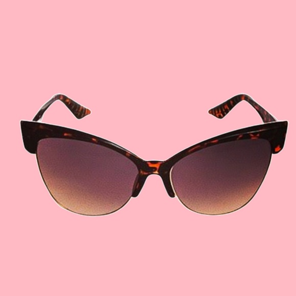 Kinny & Howie Accessories - 🌺Faster Pussycat Cat Eye Sunglasses 3 Colors